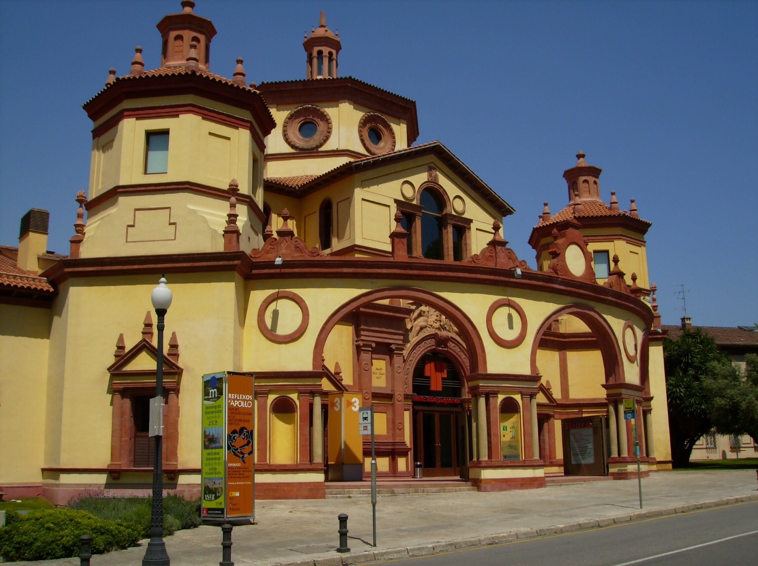 Foto de La Academia de las Artes Escénicas se presenta en Barcelona